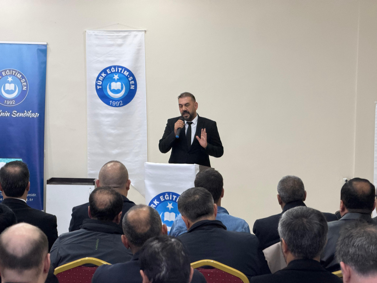 Türk eğitim-sen Siirt Şube Başkanı Cengiz ÖZBİLİCİ Güven Tazeledi