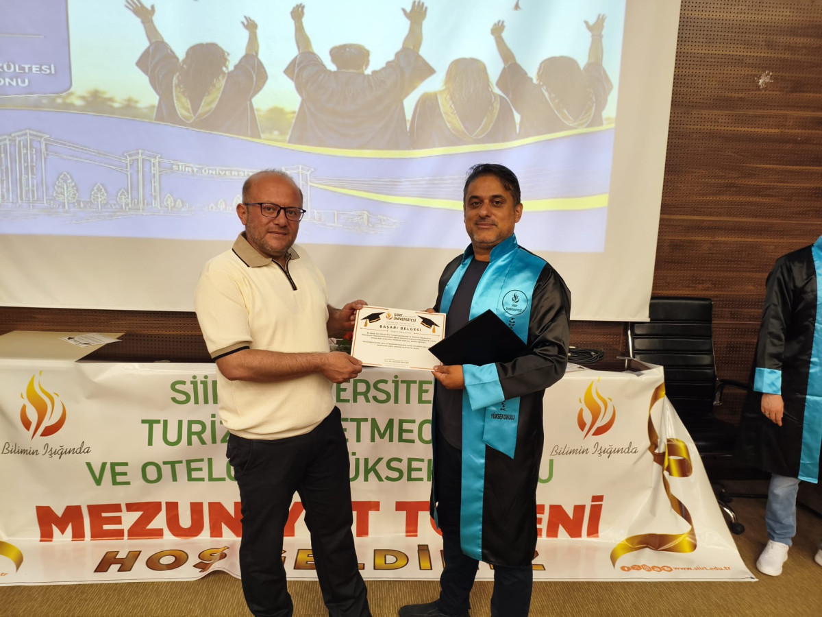 SİİRT ÜNİVERSİTESİ'NDEN SEKTÖRE TAZE KAN: GASTRONOMİ BÖLÜMÜ İLK MEZUNLARINI VERDİ