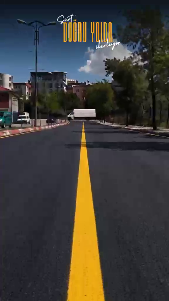 SİİRT'TE 41 NOKTADA 26 KİLOMETRELİK YOL YENİLEME TAMAMLANDI. 51 BİN TON BSK ASFALT KULLANILDI.