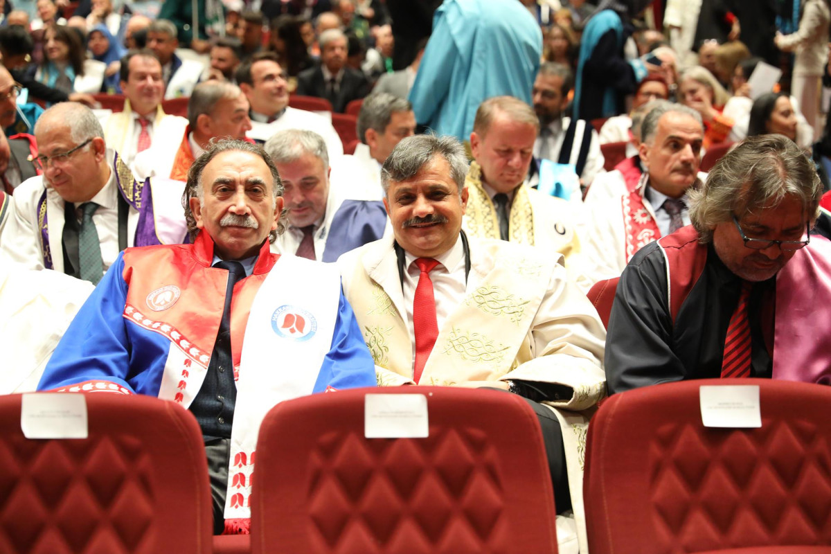 Siirt Üniversitesi Rektörü Prof. Dr. Nihat Şındak, 2025-2026 YÖK Akademik Yılı Açılış Törenine Katıldı