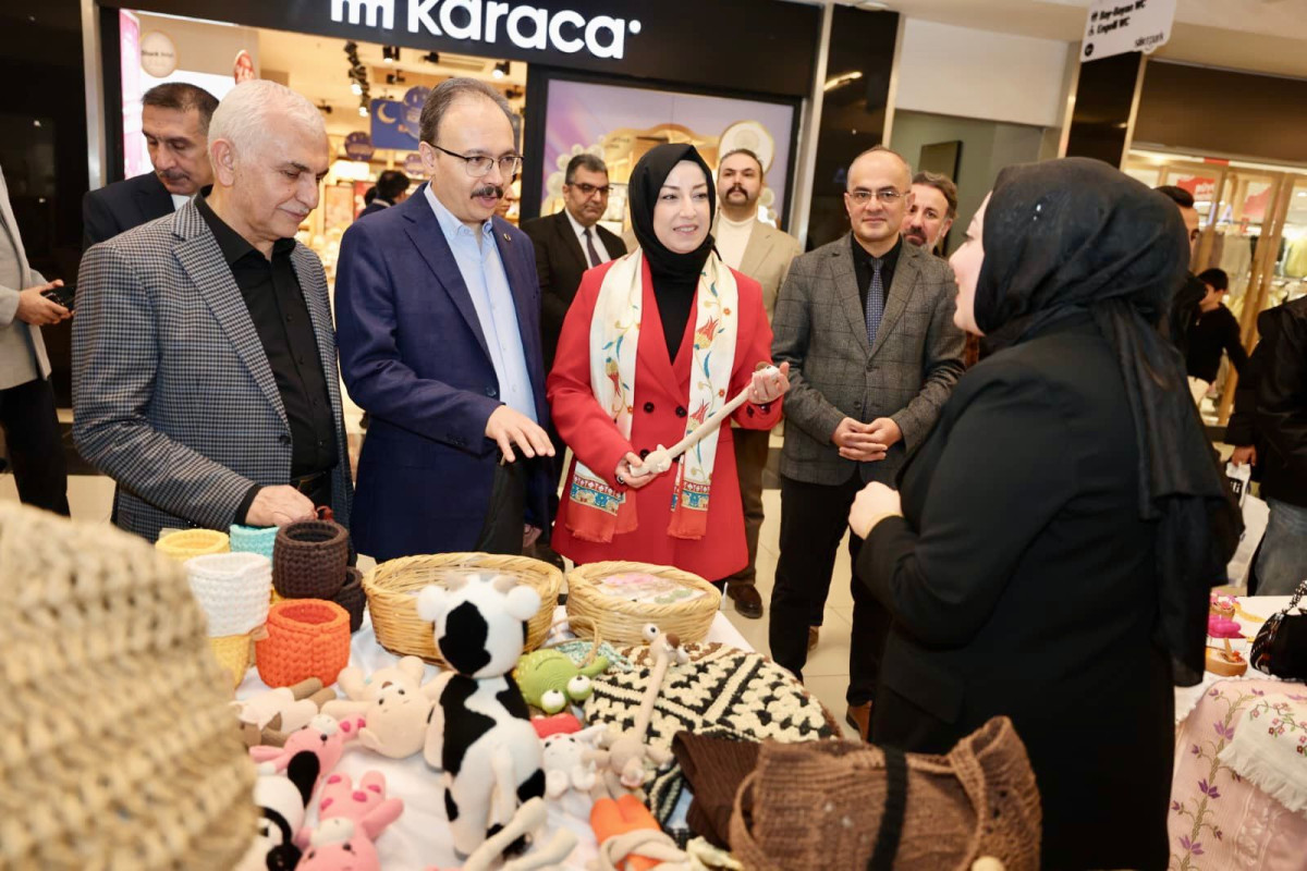 SİİRT’TE KADINLARIN EL EMEĞİ VE SANATI 8 MART’TA GÖRÜCÜYE ÇIKTI!