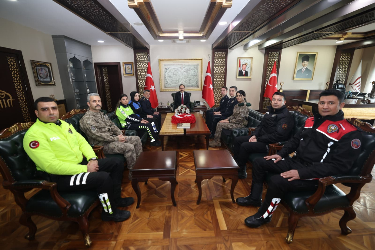 POLİS HAFTASI KAPSAMINDA EMNİYET MÜDÜRÜ ÖZTÜRK’TEN VALİ KIZILKAYA’YA ZİYARET 