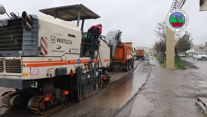 Siirt belediyesi asfalt seferberliği başlattı