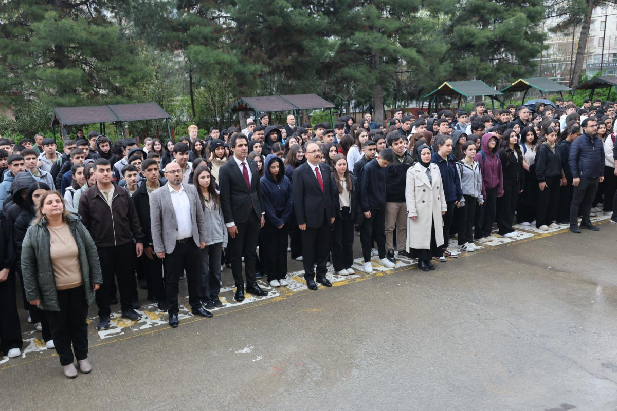 VALİ KIZILKAYA,14 EYLÜL ANADOLU LİSESİNİ ZİYARET ETTİ 