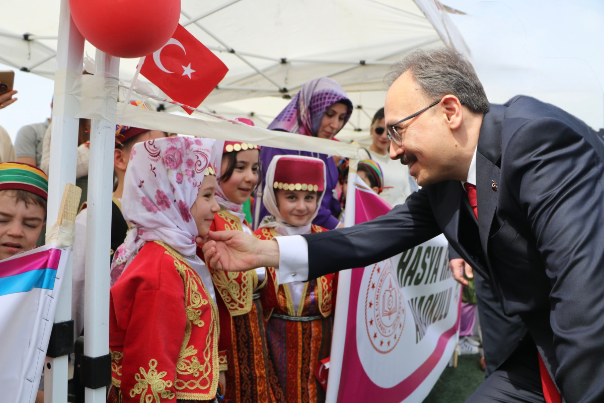 SİİRT’TE 23 NİSAN ULUSAL EGEMENLİK VE ÇOCUK BAYRAMI COŞKUYLA KUTLANACAK…!