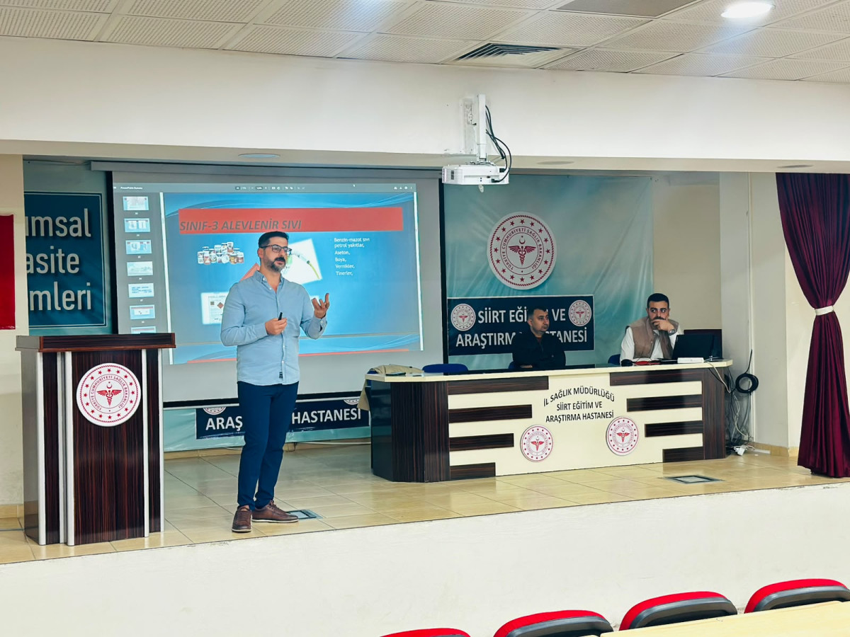 Siirt Eğitim ve Araştırma Hastanesi’nde Tehlikeli Madde Güvenliği Eğitimi Düzenlendi