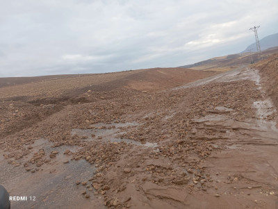 Heyelan anı vatandaşın cep telefonuna yansıdı 